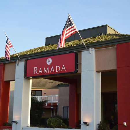 Отель Ramada By Wyndham Арката Экстерьер фото